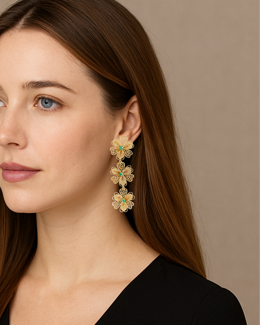 Aretes triple flor Carmelita