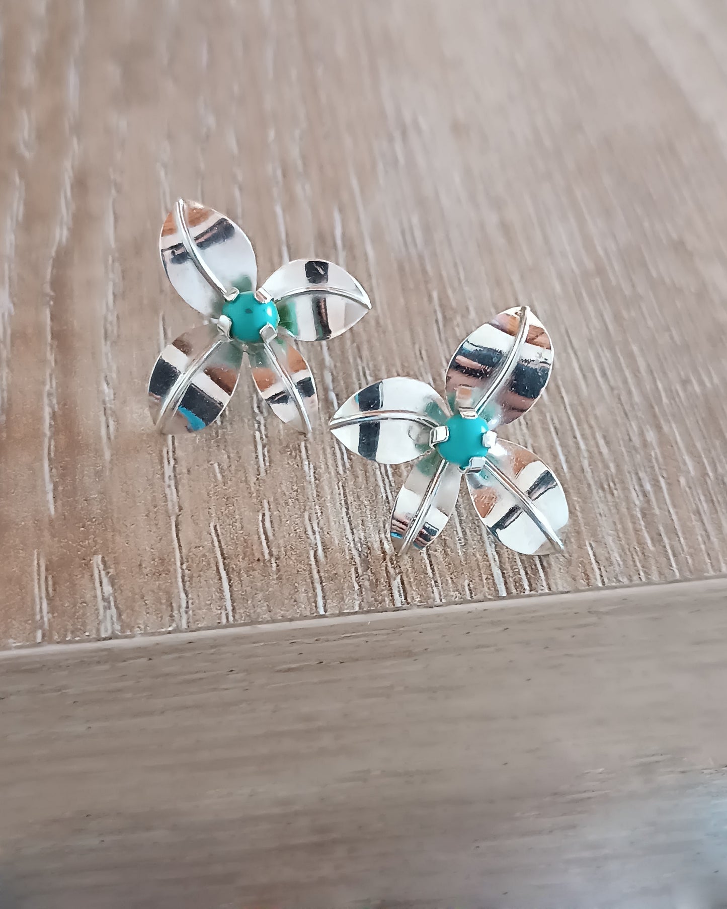 Aretes plata de ley 950 y turquesa Alessia