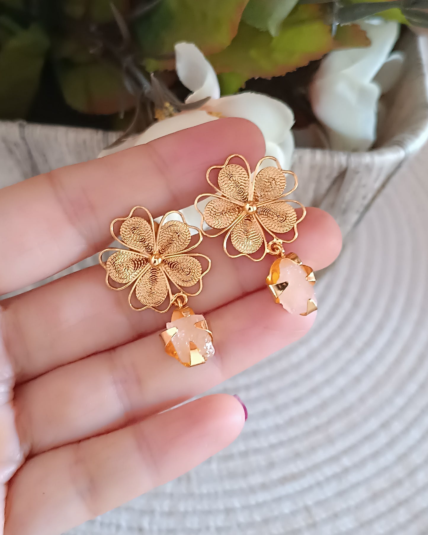 Aretes en filigrana con cuarzo rosa Abigail