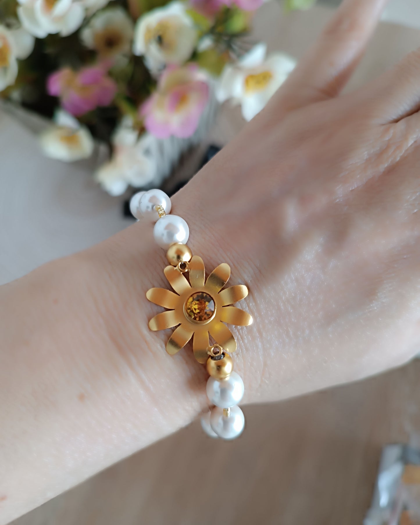 Pulsera de perlas Shell y flor Margarita con cristal