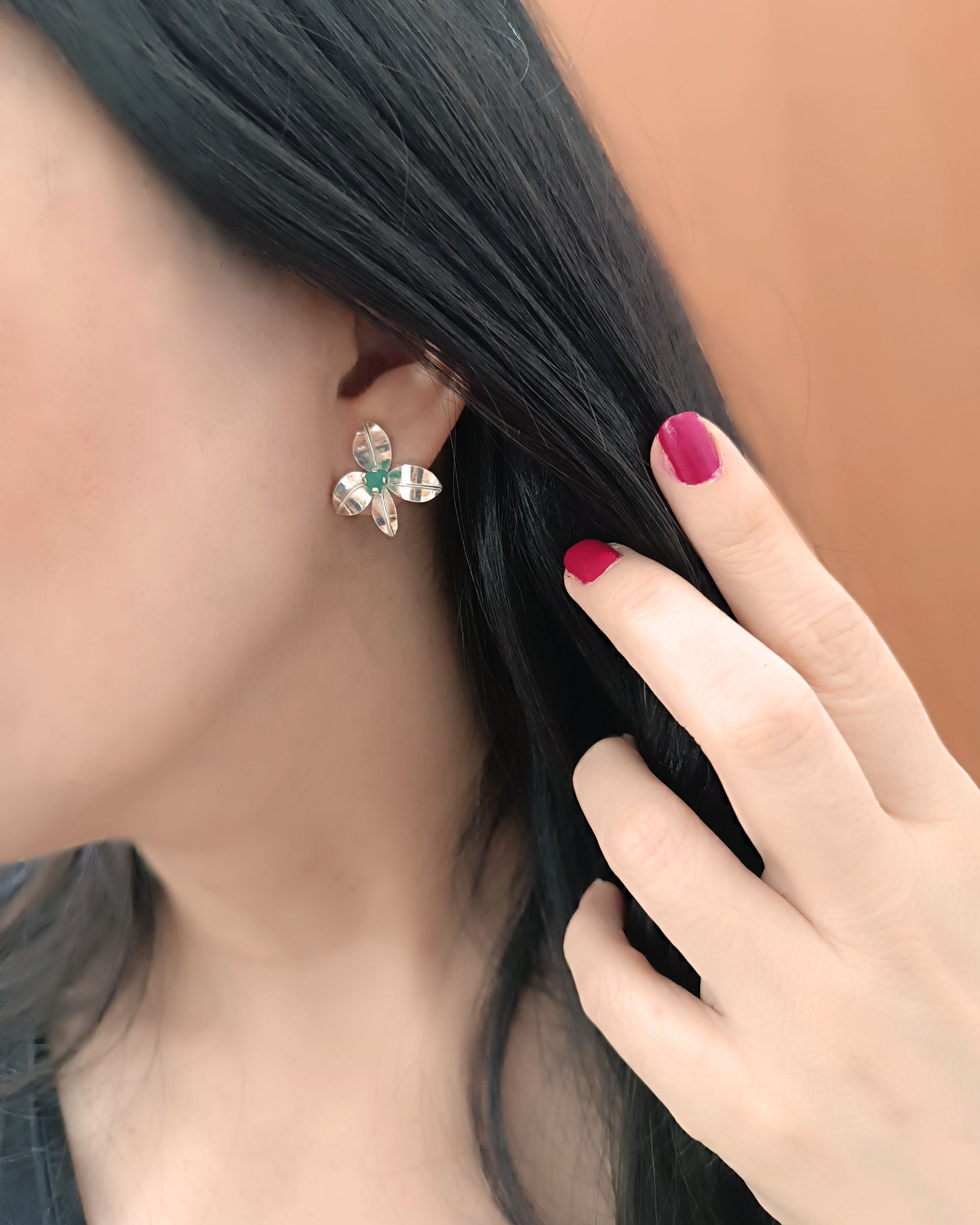 Aretes plata de ley 950 y esmeralda Alessia