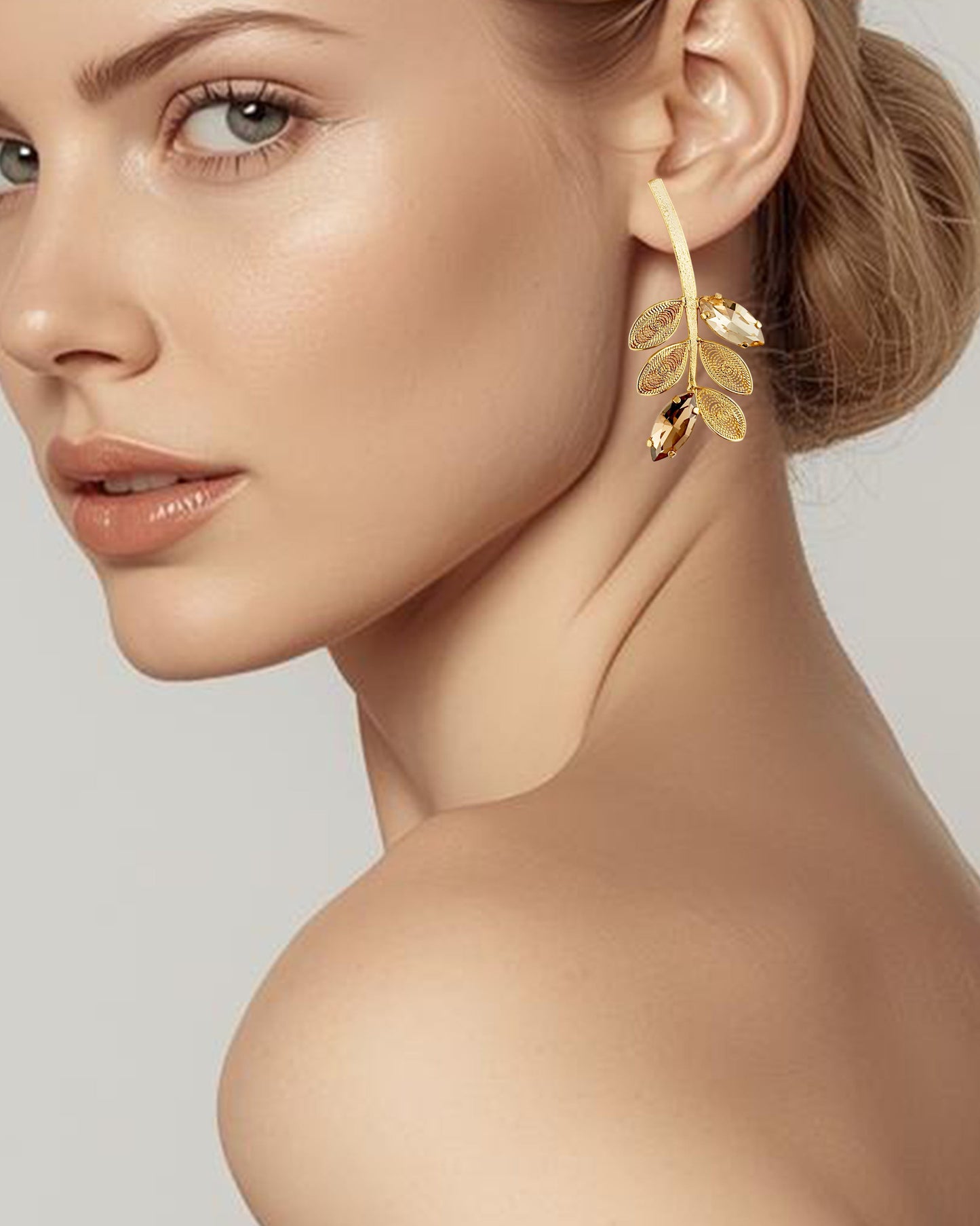 Aretes en filigrana con cristales, Candelaria