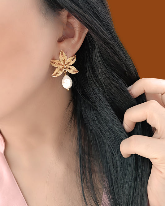 Aretes filigrana con perla Gadea