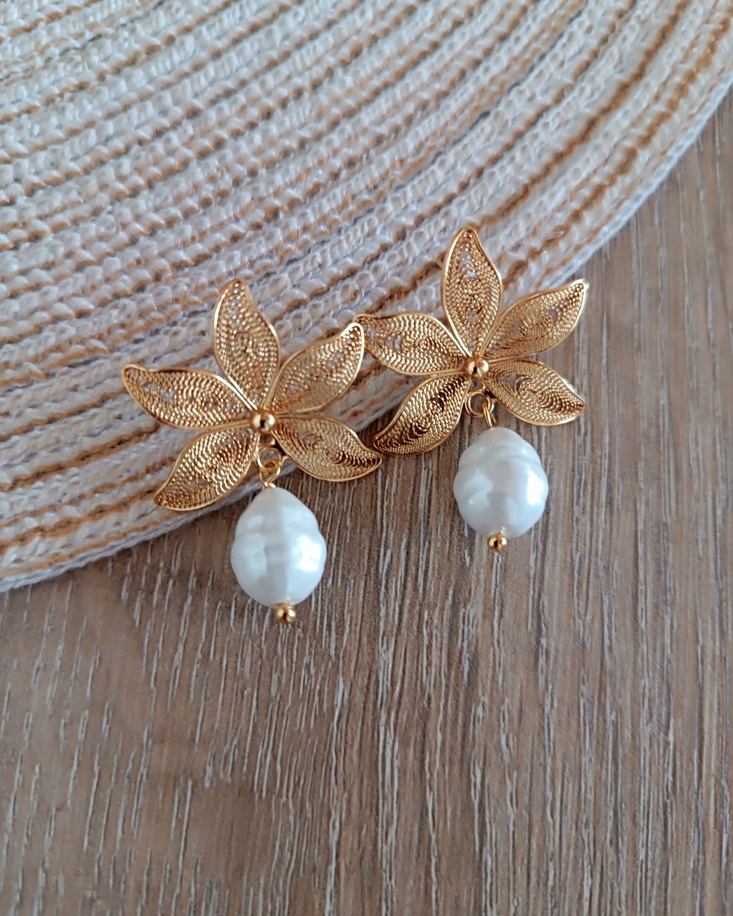 Aretes filigrana con perla Gadea