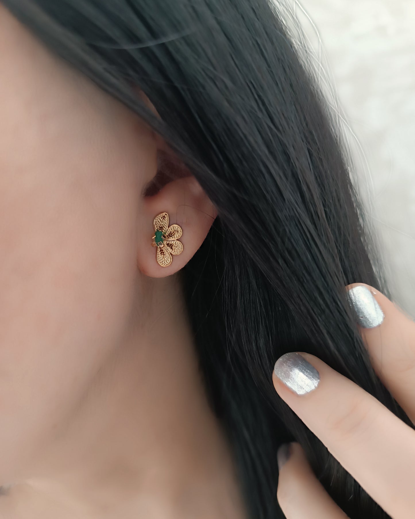 Aretes mini en filigrana con esmeralda Elba