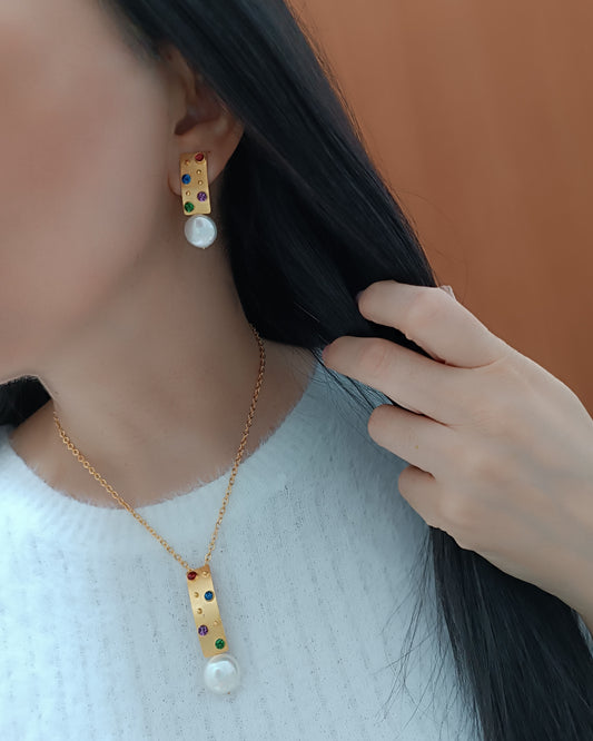 Set cadena y arete con perla shell Melina