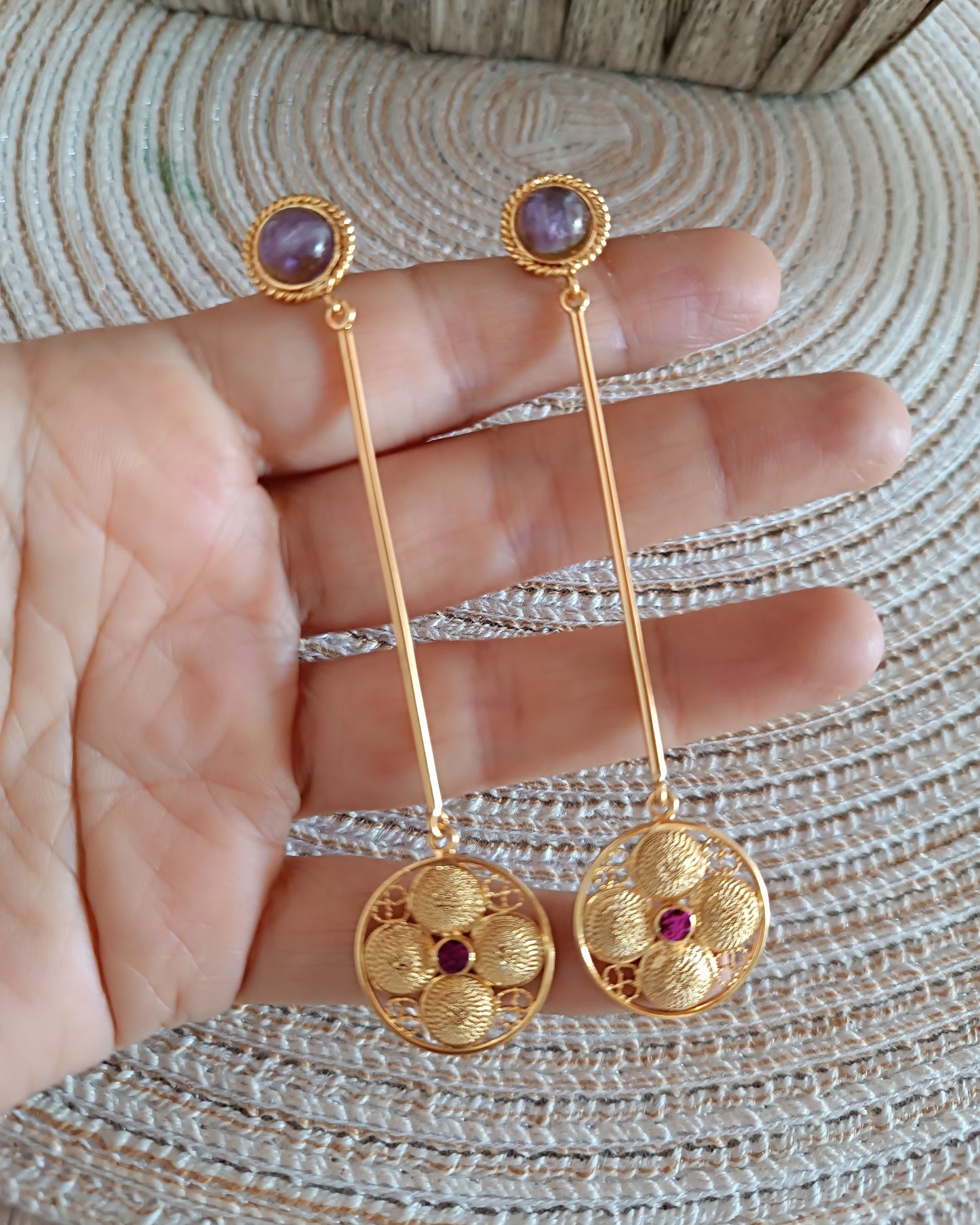 Aretes largos filigrana y amatista Atanasia