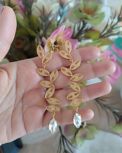 Aretes cristal y hojas, Tatiana