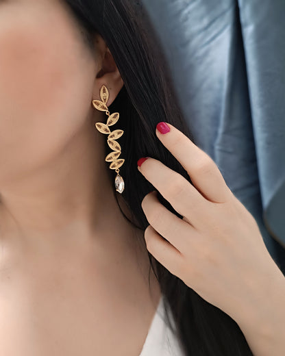 Aretes cristal y hojas, Tatiana