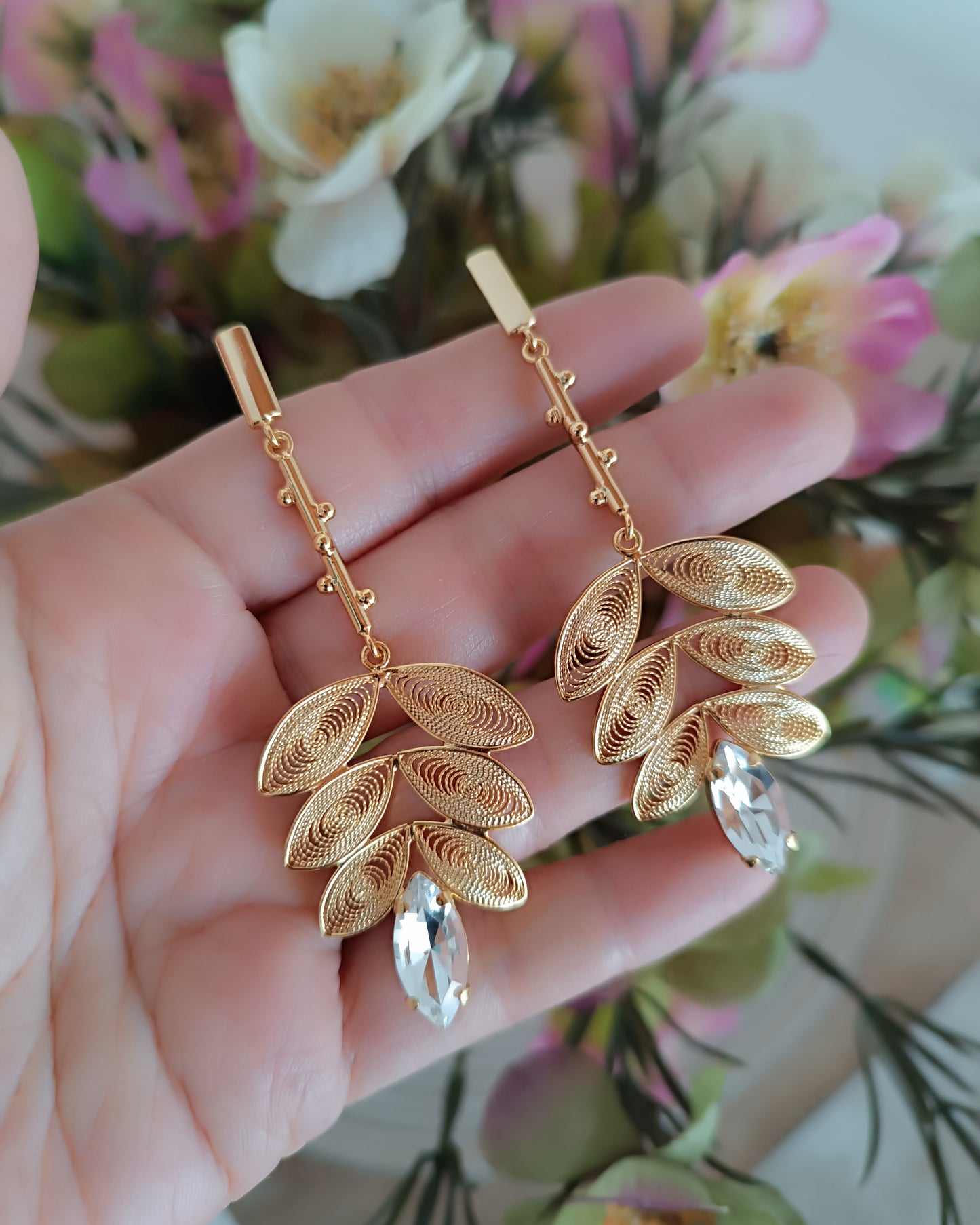 Aretes cristal y hojas, Taliana