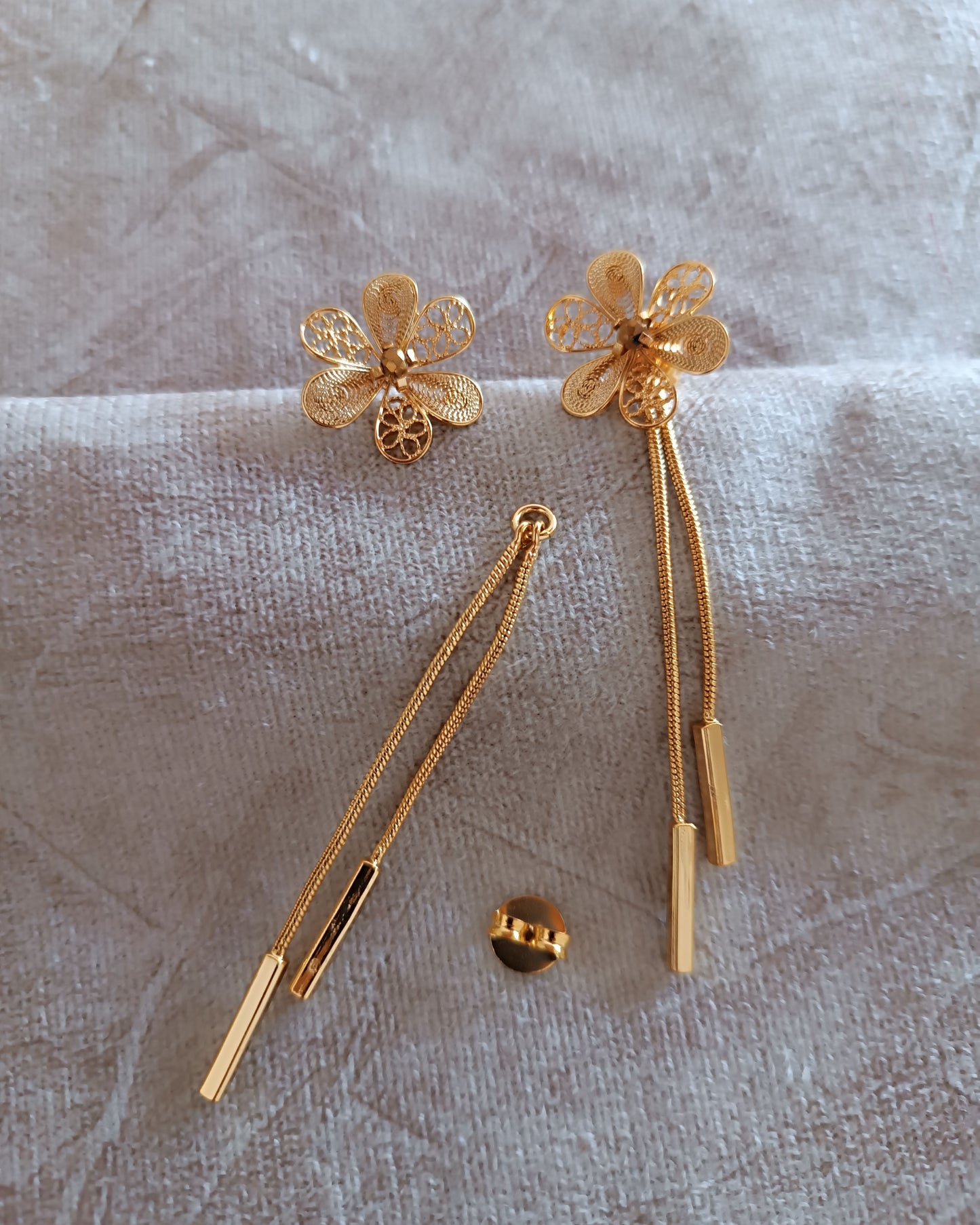 Aretes filigrana doble función; Elia