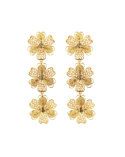 Aretes triple flor Carmelita Dorados