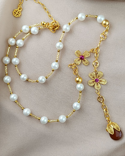 Collar de perlas y colgantes Josefina