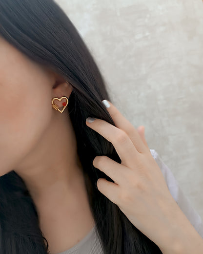 Aretes topos corazón y cristal rojo