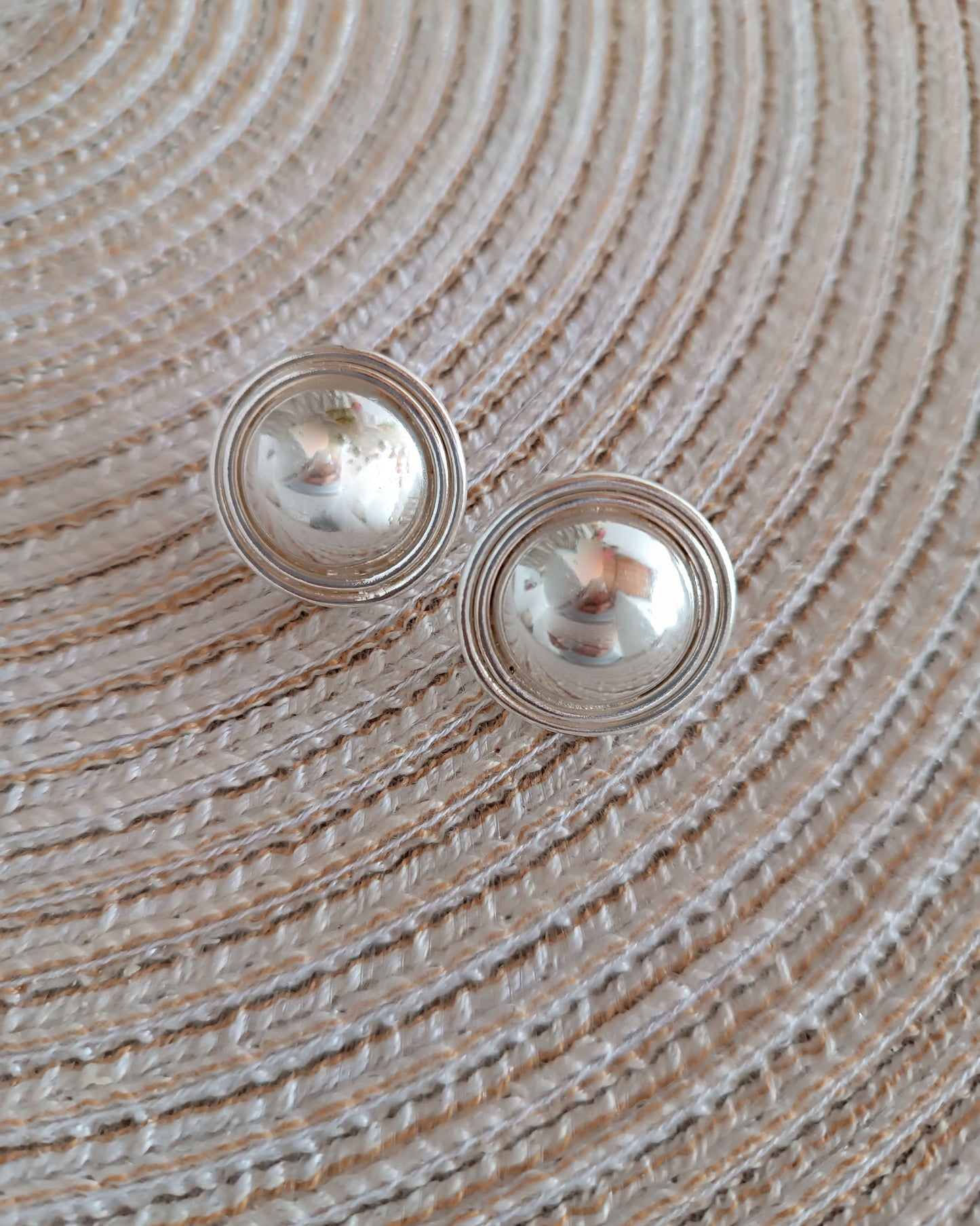 Aretes Topos doble circulo listo Plateados 2.5 cm