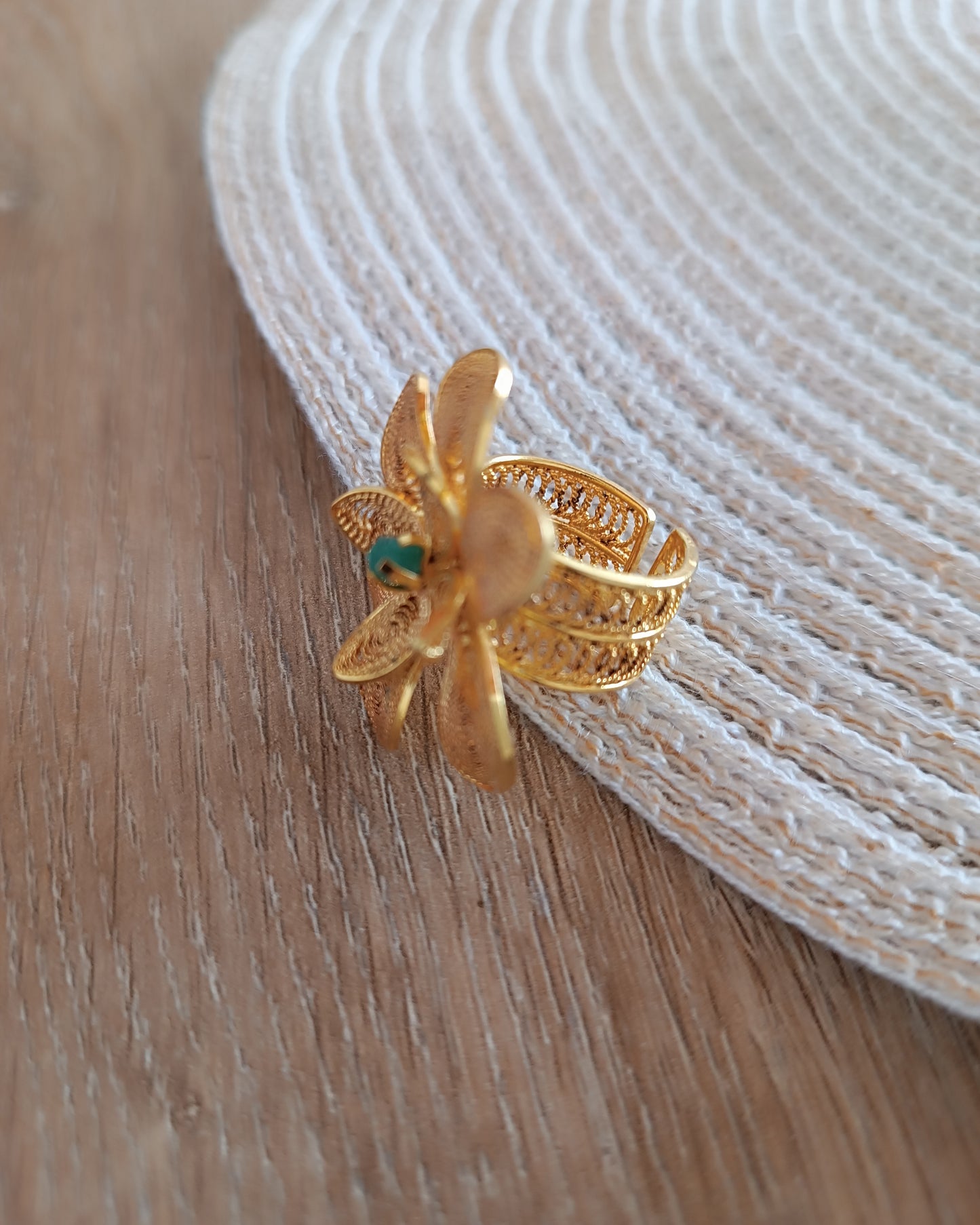 Anillo maxi en filigrana con esmeralda Belen