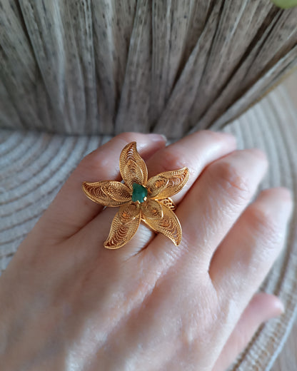 Anillo maxi en filigrana con esmeralda Andrea