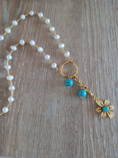 Collar de perlas y colgantes turquesa, River