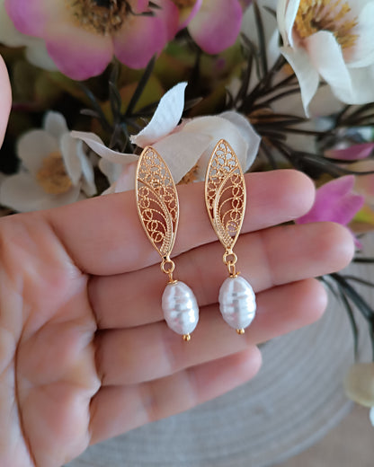 Aretes filigrana y perla Belinda