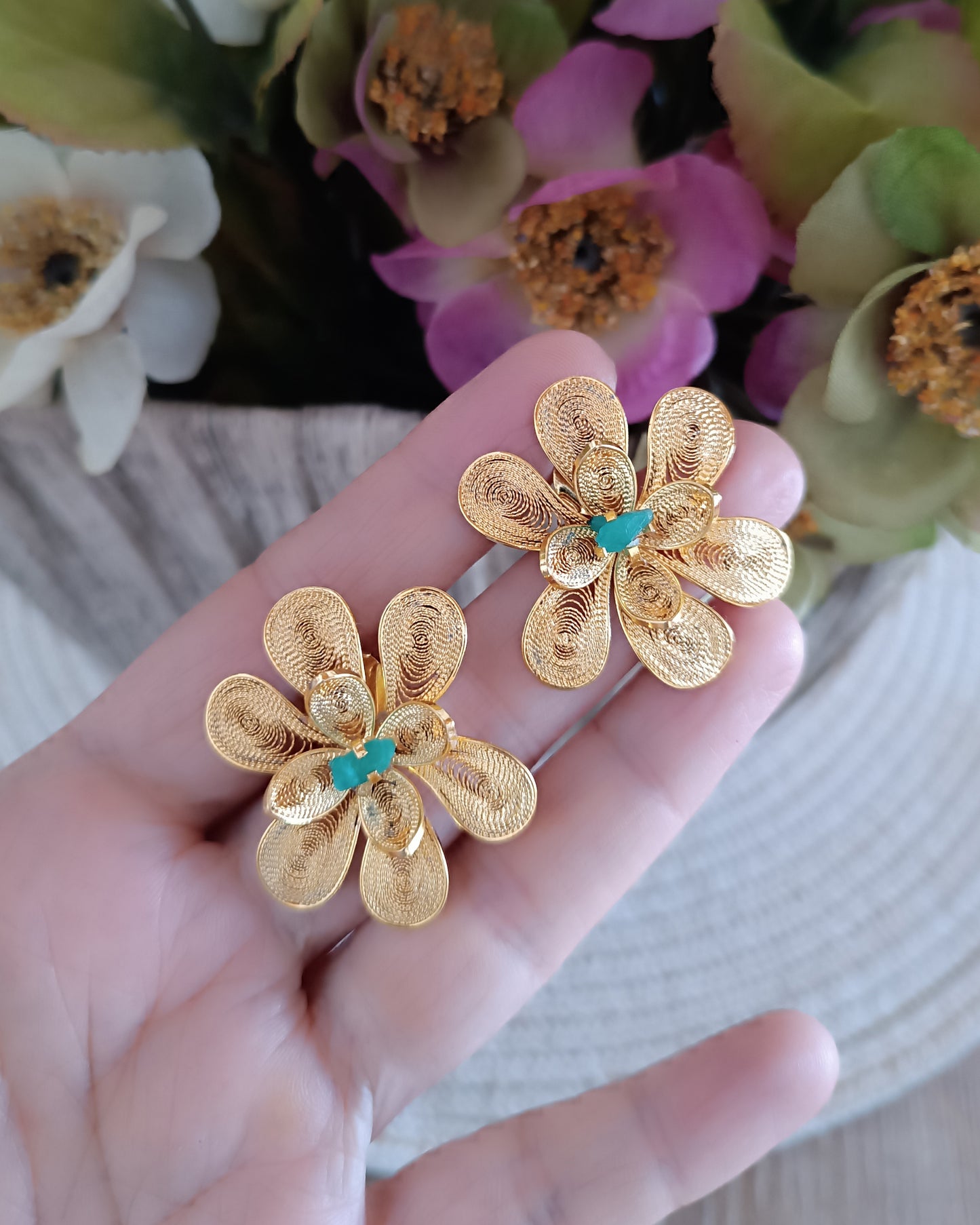 Aretes filigranay esmeralda, Brenda