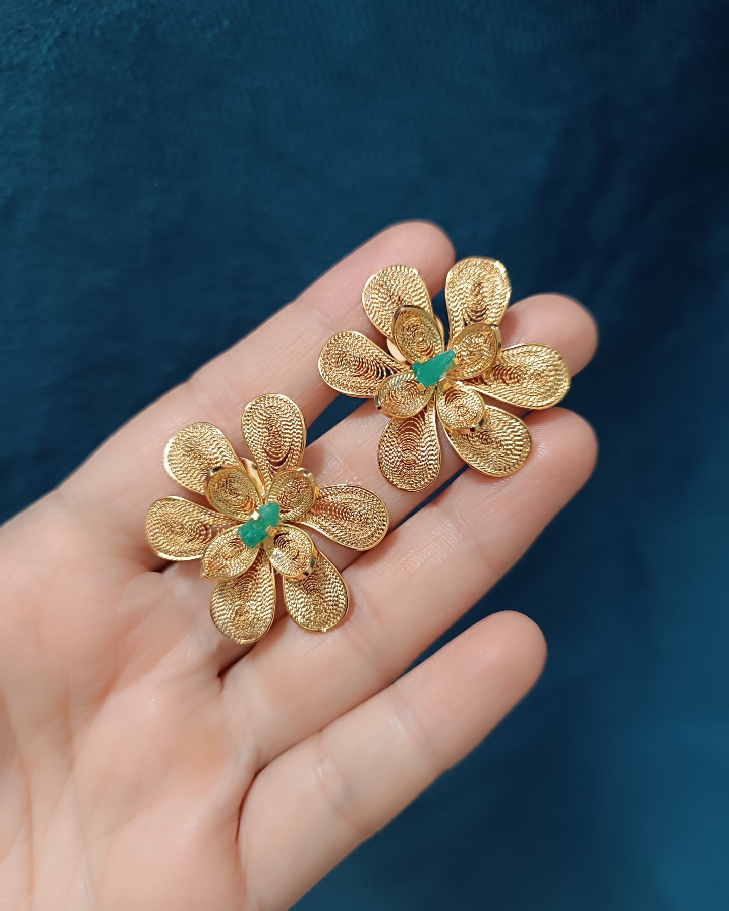 Aretes filigranay esmeralda, Brenda