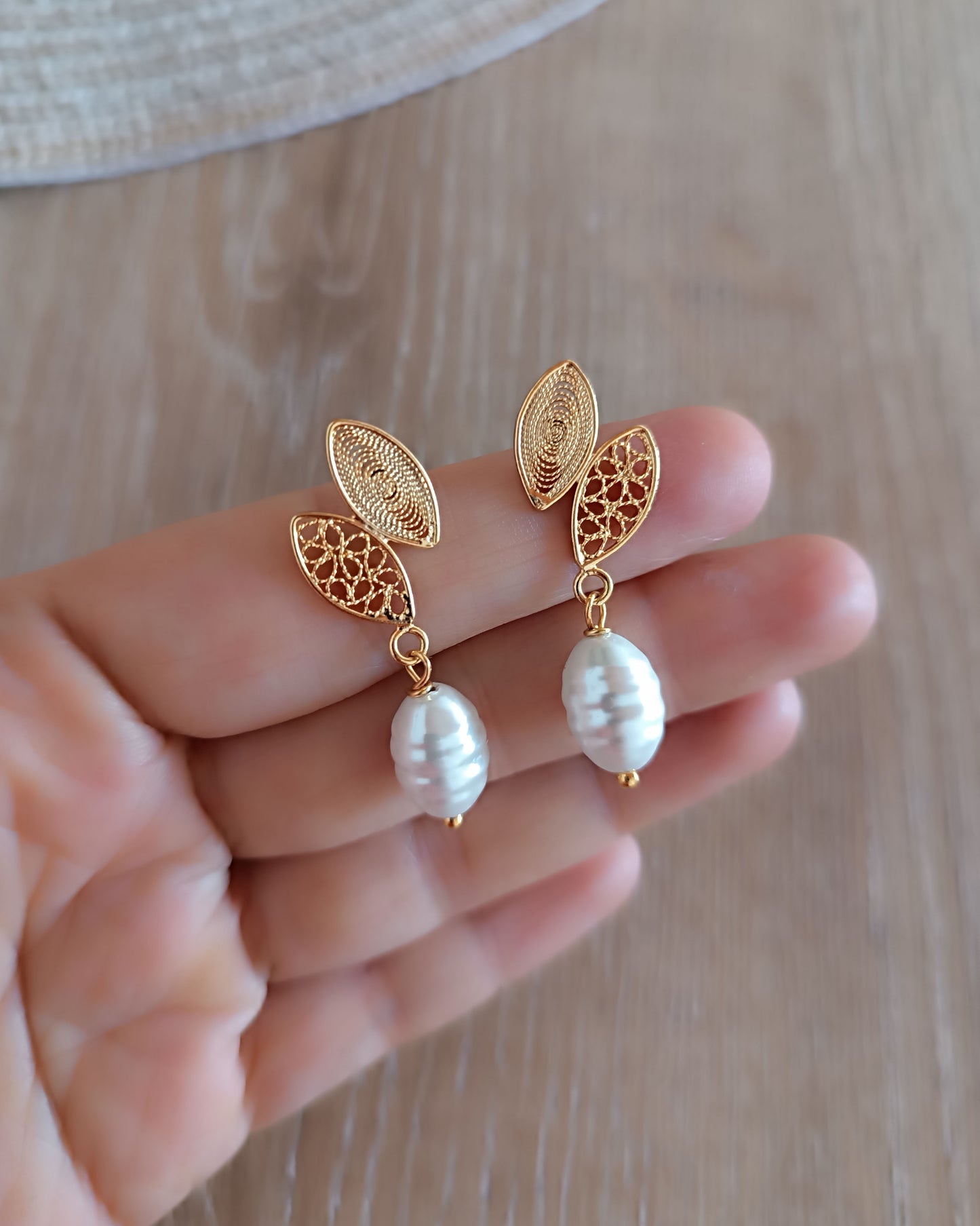 Aretes filigrana y perla Anastasia