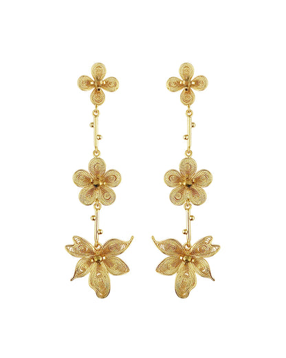 Aretes largos triple flor, Katy