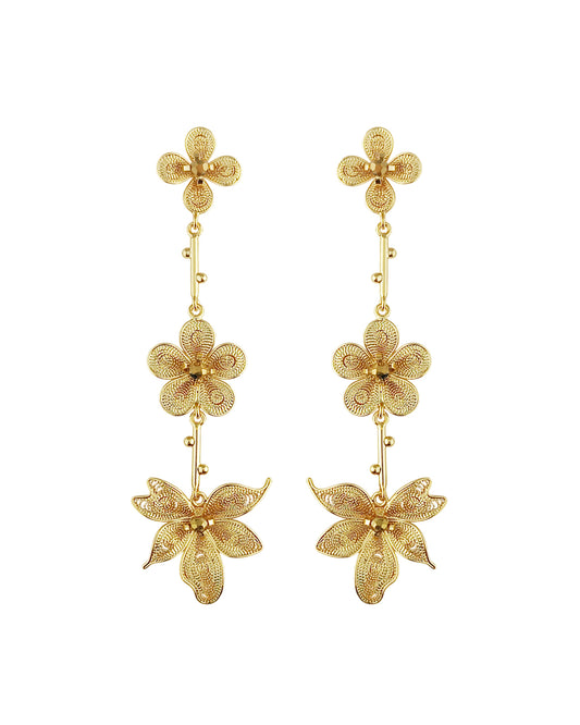 Aretes largos triple flor, Katy