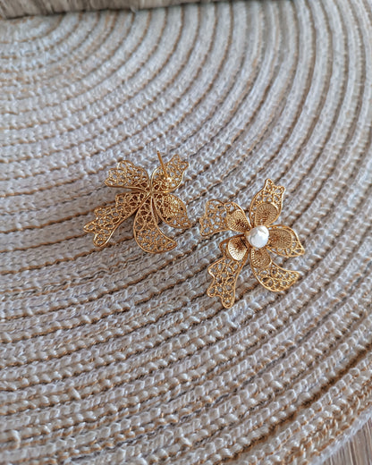 Aretes en filigrana orquídea y perla