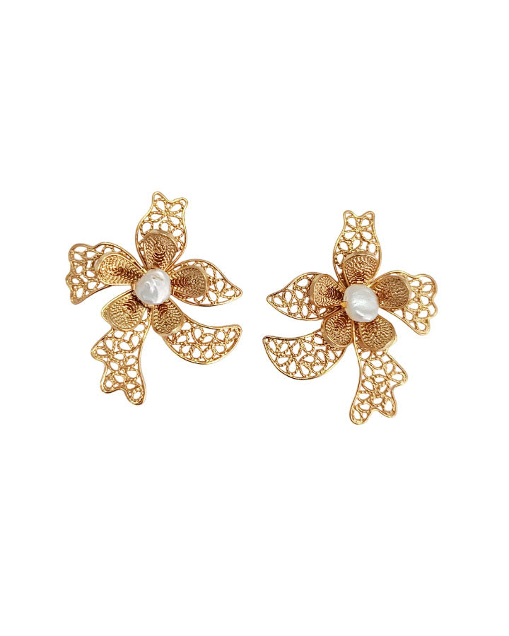 Aretes en filigrana orquídea y perla