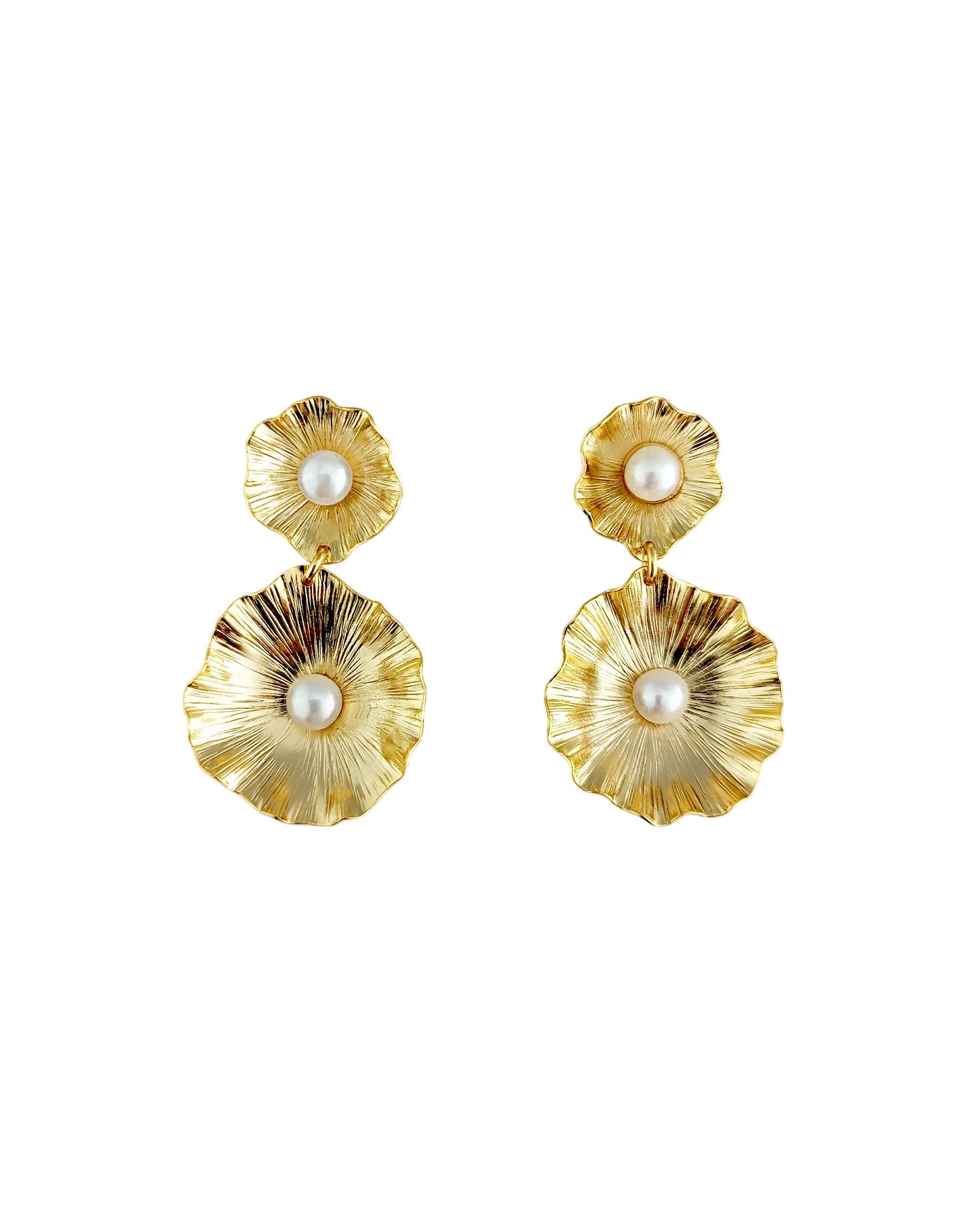 Aretes bronce y perla, Carmen