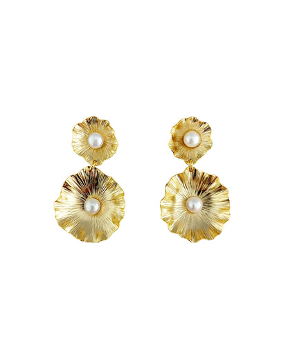 Aretes bronce y perla, Carmen