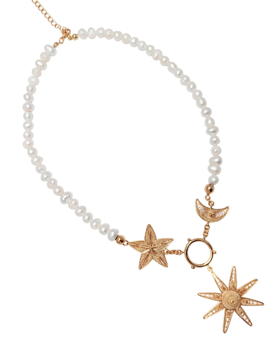 Collar Sol, Luna y Estrella con perlas