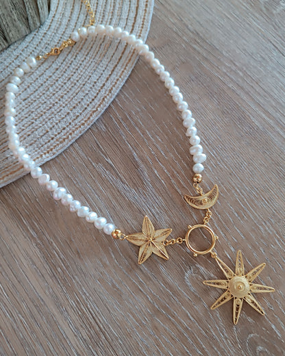 Collar Sol, Luna y Estrella con perlas
