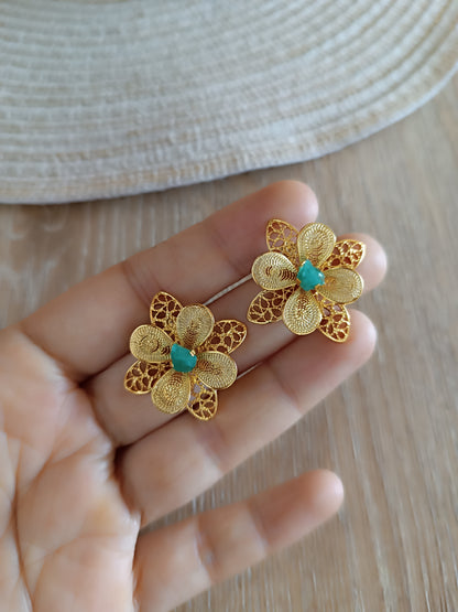 Aretes filigrana y esmeralda,  Nacira